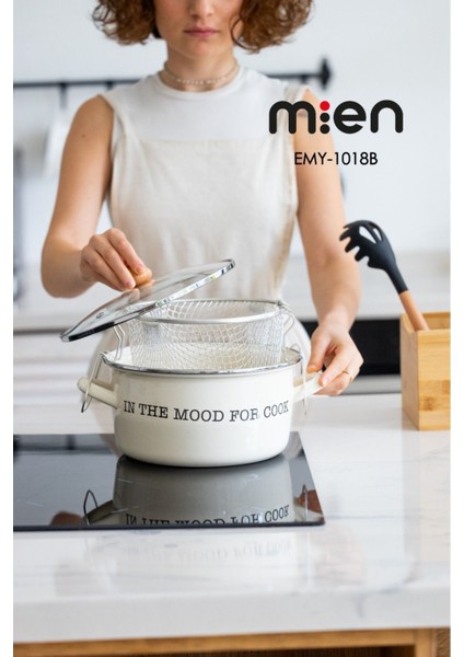 22 cm Emaye Kızartma Tenceresi, Fildişi Renk, Dayanıklı ve Şık Tasarım