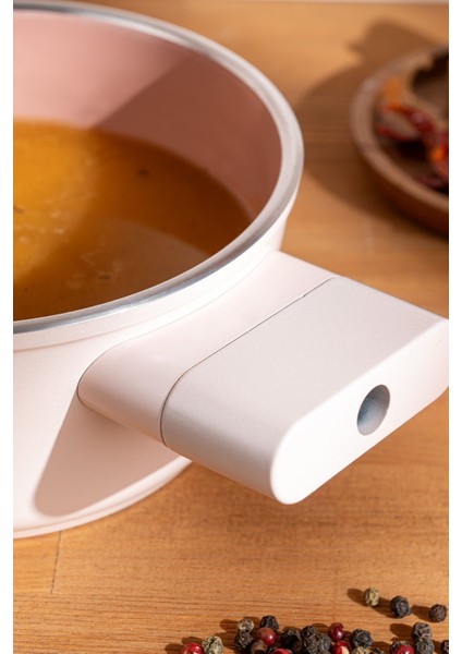 Pembe 16 cm Derin Tencere, Şeffaf Cam, Dayanıklı ve Şık Tasarım modelleri