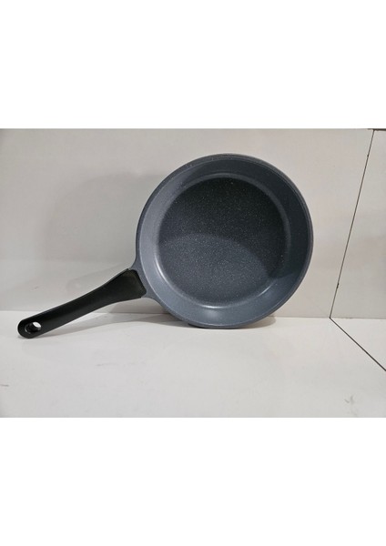 24 cm Açık Gri Tava, Dayanıklı ve Şık Mutfak Gereci fiyatları