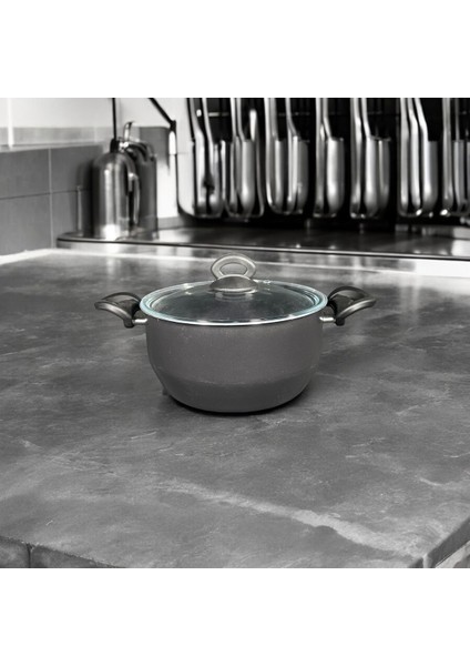 18 cm Şeffaf Cam Derin Tencere, Şık ve Kullanışlı Mutfak Gereci