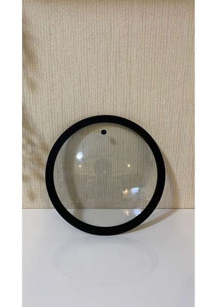 28 cm Siyah Silikonlu Cam Kapak, Dayanıklı ve Şık Mutfak Gereci