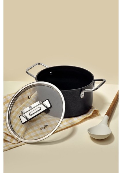 24 cm Derin Tencere, Siyah, Dayanıklı ve Sağlam Mutfak Gereci
