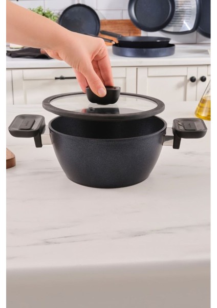 Prestige 20 cm Siyah Tencere - Dayanıklı ve Şık Mutfak Gereçleri fiyatları