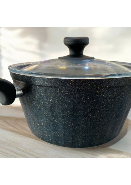 Granit Tencere 18 Cm, Siyah, Yanmaz ve Yapışmaz, Dayanıklı ve Şık Mutfak Gereci