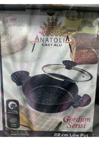 Sare Döküm Granit Basık Tencere 22 Cm, El Yakmayan, Siyah, Dayanıklı ve Şık Tasarım