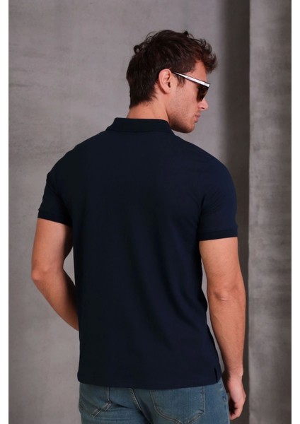 Erkek Slim Fit Pamuklu Yumuşak Doku Nefes Alan Kumaş Yakalı Tişört fırsatları