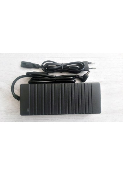 24 Volt 5 Amper 120 Wat Çok Amaçlı Adaptör Güç Kaynağı (Açıklamayı Okumadan Ürünü Almayınız)