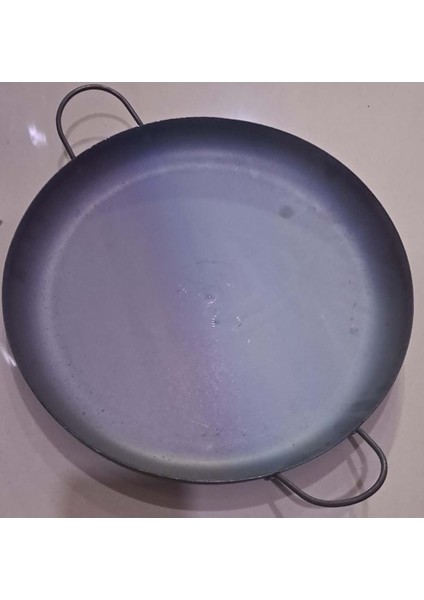 35 cm Genişlikte Şık ve Dayanıklı Döküm Tava, Mutfaklarınız Için Ideal Seçenek