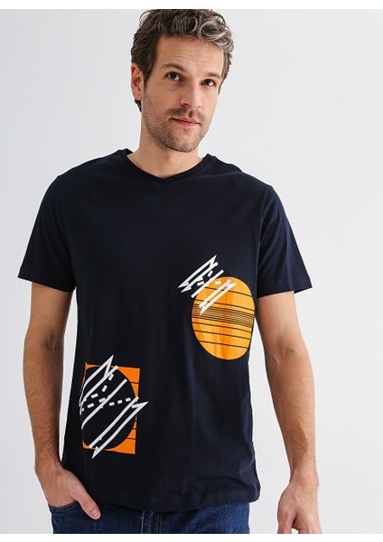 O Yaka Düz Lacivert Erkek T-Shirt Dıog fiyatları