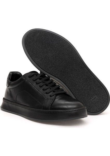 Siyah Sneaker Ayakkabı