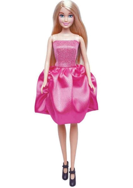 Alisha Gece Elbiseli Bebek Oyun Seti – Moda Tutkunları Için Parıltılı Bir Dünya!