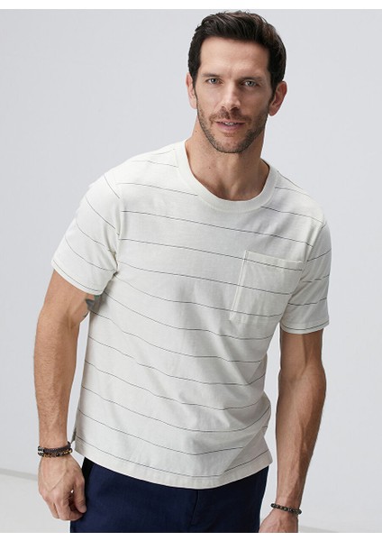 Lacivert Erkek Comfort Fit T-Shirt 1094370 fırsatları