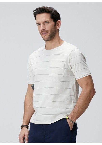 Lacivert Erkek Comfort Fit T-Shirt 1094370 indirimleri