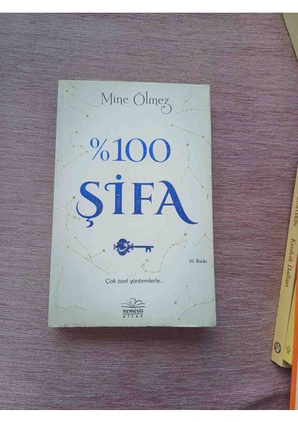 % 100 Şifa (Çok Özel Yöntemlerle) %100 Şifa, Mine Ölmez'in Çok Özel Yöntemlerle Iyileşme Temalı Romanıdır. Ilgi Çekici Anlatımıyla Dikkat Çeker. 2,el Cok Temiz Kondisyonda 2020 Basim 248 Sayfadir