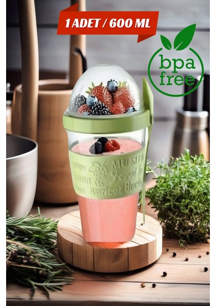 Çok Renkli Kapaklı Yoğurt ve Meyve Saklama Kabı - 600 Ml, Çatal ve Kaşıklı