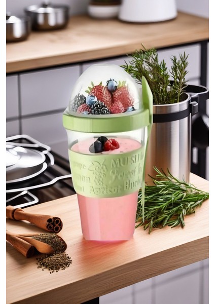 Çok Renkli Kapaklı Yoğurt ve Meyve Saklama Kabı - 600 Ml, Çatal ve Kaşıklı fiyatları
