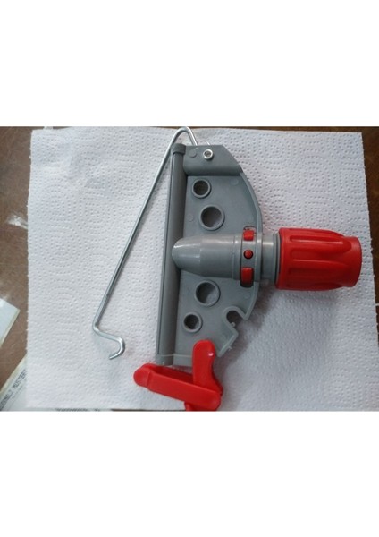 Beyaz Dar Islak Mop Aparatı, Temizlik İçin Kullanışlı ve Pratik Tasarım