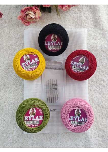 Etamin (Kanaviçe) Başlangıç Seti - 5 Parça Renkli Ip + Etamin Kumaş + Iğne Seti