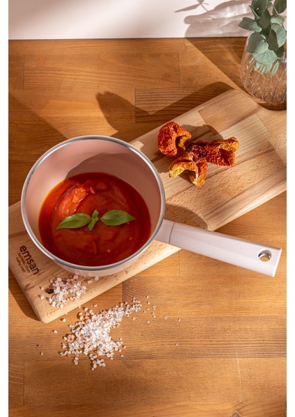 16 cm Pembe Sosluk Tenceresi, Şık ve Kullanışlı Mutfak Gereci