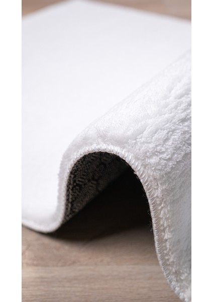Beyaz Peluş Yumuşak Tüylü Puffy Kaymaz Taban Yıkanabilir Halı fiyatları