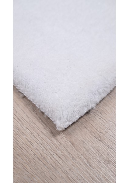 Beyaz Peluş Yumuşak Tüylü Puffy Kaymaz Taban Yıkanabilir Halı modelleri