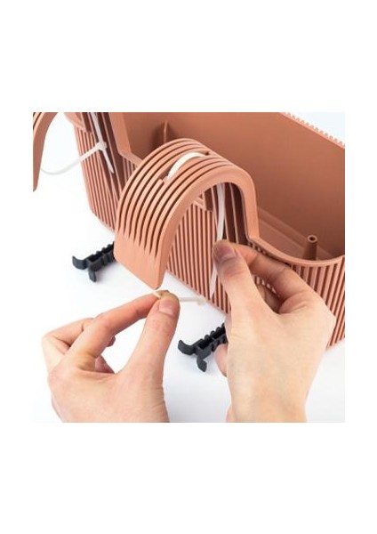 KRS-249 Plastik Pera Askılı Balkon Saksı 3.2 Lt Krem 5 Adet fırsatları