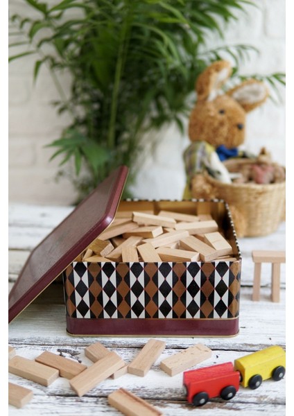 Circus Desenli Kare Metal Saklama Kabı 24X24 Cm, Şık ve Kullanışlı Mutfak Ürünü modelleri