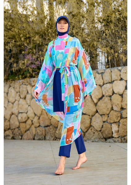 Siyah Fonksiyonel Kimono Su İtici Kumaşla Şıklık ve Konfor 130 cm Kadın