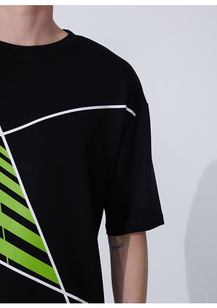 O Yaka Düz Siyah Erkek T-Shirt Parısı indirimleri