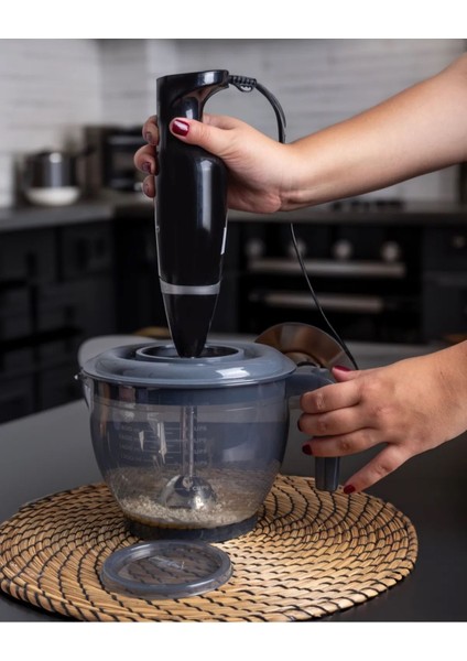 Renkli 2400 ml Kapaklı Kulplu Karıştırma Kabı fiyatları