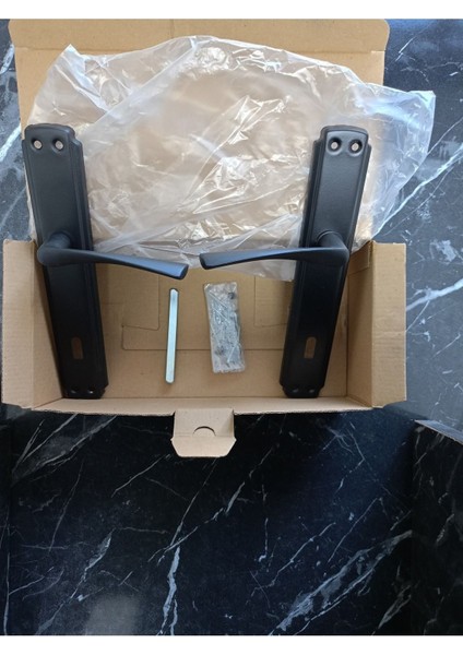 Şık Siyah Kapı Kolu ve Koruma Tamponu 2'li Set fiyatları