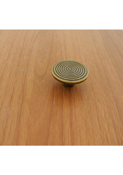 Elips Sarı Düğme, Şık ve Zarif Takım Parçası, Dekoratif ve Dayanıklı Tasarım