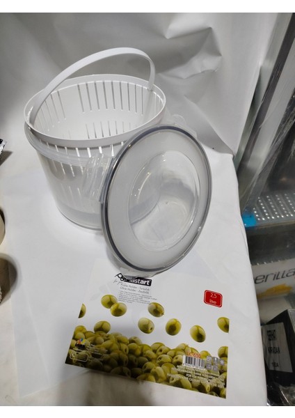 Gri Süzgeçli Saklama Kabı, Pratik ve Şık Mutfak Çözümü