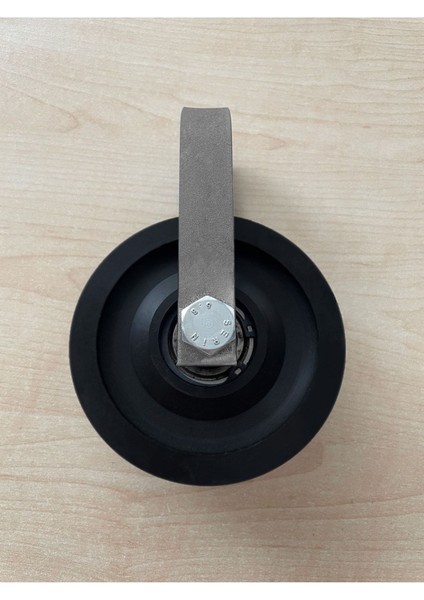 Gri Spor Aleti Makarası ve Askı Aparatı, Dayanıklı ve Kullanışlı Tasarım