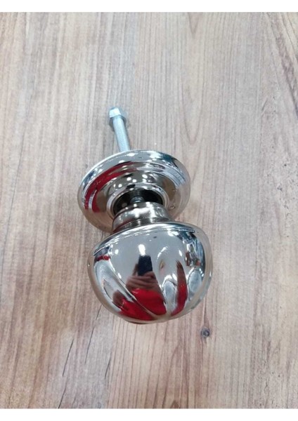 Nikel Saten Kapı Tokmağı, Zarif ve Şık Metal Tasarım, Dayanıklı ve Estetik. indirimleri