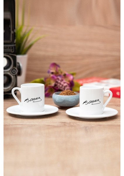 Imzalı Ikili Beyaz Türk Kahvesi Fincan Seti, Şık ve Zarif Tasarım
