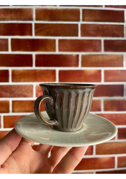 2 Kişilik Beyaz Porselen Türk Kahvesi Fincan Takımı, Şık ve Zarif Tasarım