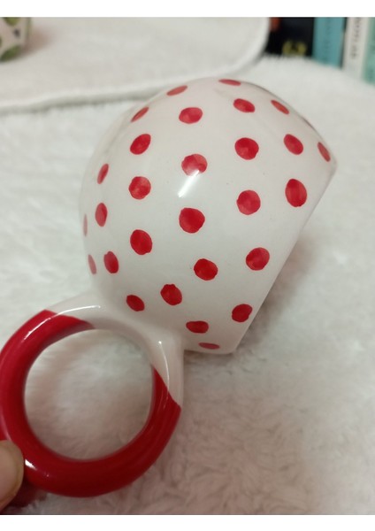 El Işlemeli Seramik Fincan ve Kupa, Şık ve Zarif Tasarım