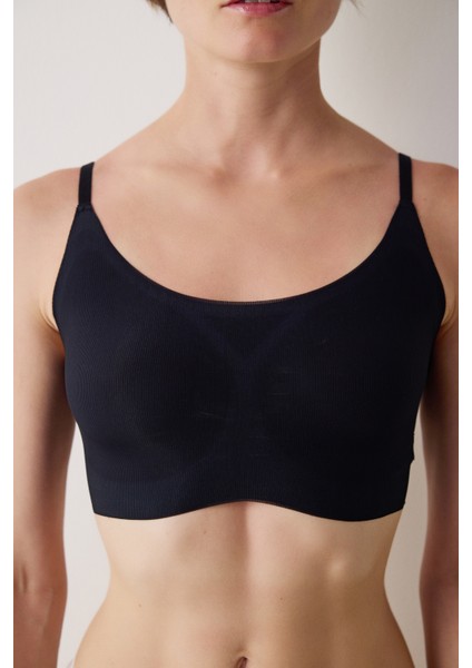 Siyah Zerogram Çıkarılabilir Kaplı Dikişsiz Balensiz Bralet Sütyen modelleri