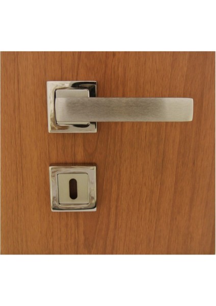 Nikel Saten Yüzeyli Kapı Kolu, Şık ve Kullanışlı Tasarım, Kolay Montaj