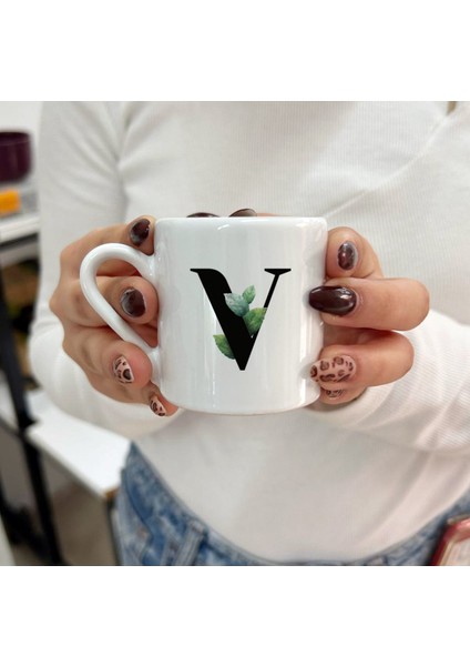 V Harfli Çiçekli Yapraklı Şık Kahve Fincanı, Özel Tasarım, Beyaz Renk. modelleri