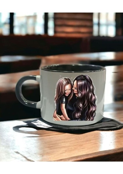 Anne ve Kız Için Şık Siyah Görselli Fincan Seti