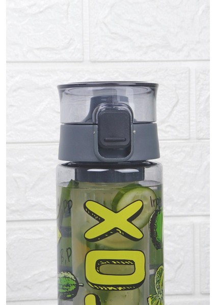 Şık Desenli 800 ml Kilitli Süzgeçli Taşınabilir Sporcu ve Diyet Matara