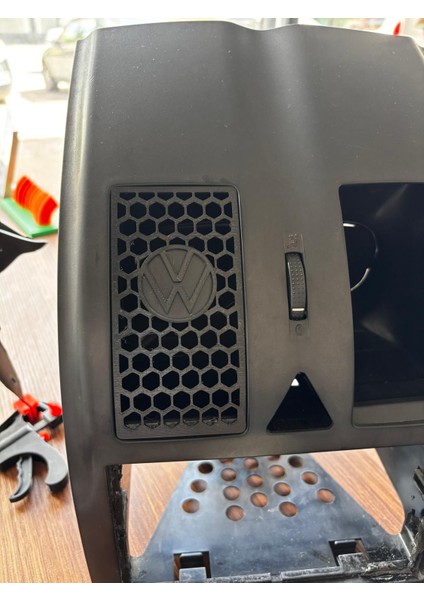 Vw Polo Bal Peteği Kalorifer Izgarası (1 Çift) fiyatları