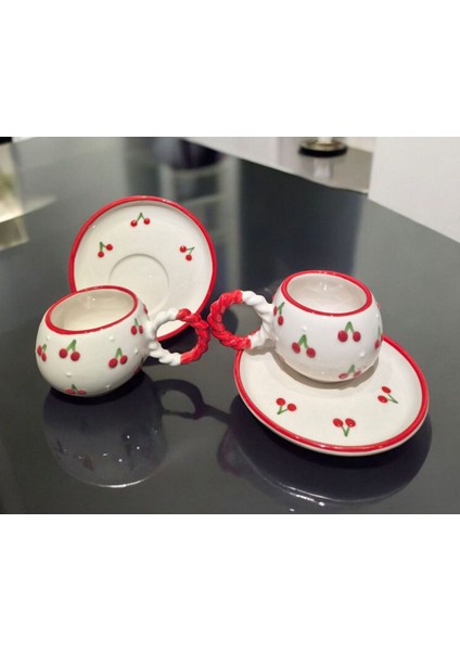 Kırmızı Kiraz Desenli Kabartmalı El Işlemeli 4'lü Fincan Takımı fiyatları