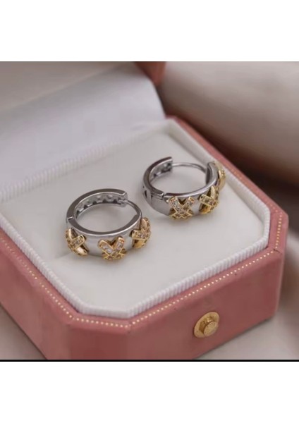 Paslanmaz Çelik Çapraz Zirkon Taşlı Kadın Küpe Gümüş Renk modelleri