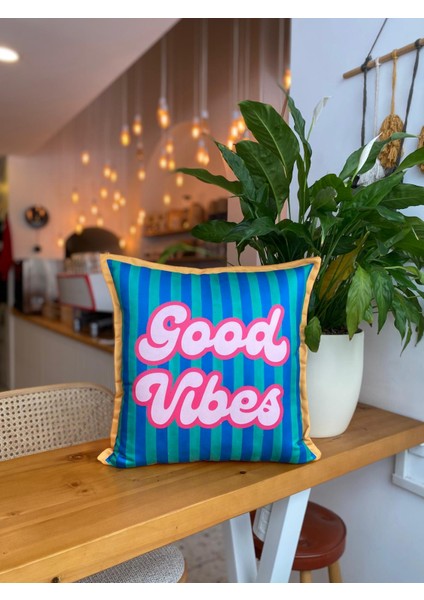 Good Vibes Yazılı Çizgili Çift Taraflı Dekoratif Süet Kırlent Kılıfı - Kırlent Kılıfı - 43X43CM fırsatları