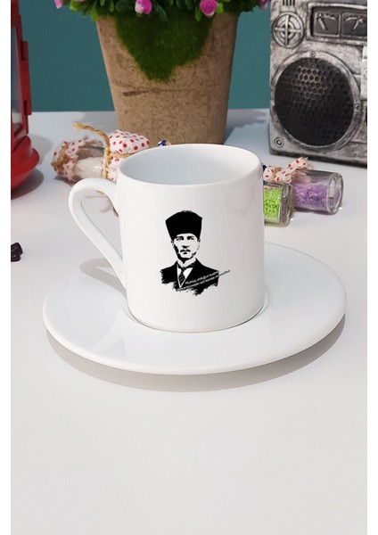 Öğretmenler Günü Özel Fincan, Atatürk Teması, Kan Rengi, Fiyatı