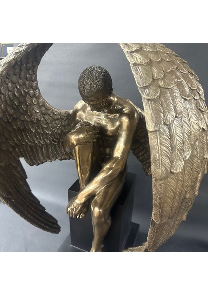 Büyük Boy Kanatlı Body Veronese Design Biblo modelleri