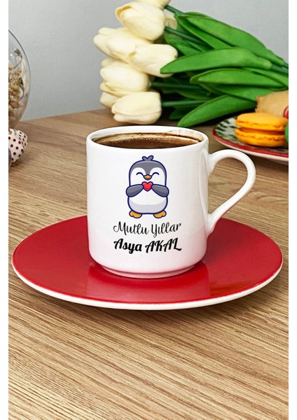 Kişiye Özel Penguenli Mutlu Yıllar Kahve Fincanı Kırmızı Yılbaşı Hediyesi fırsatları
